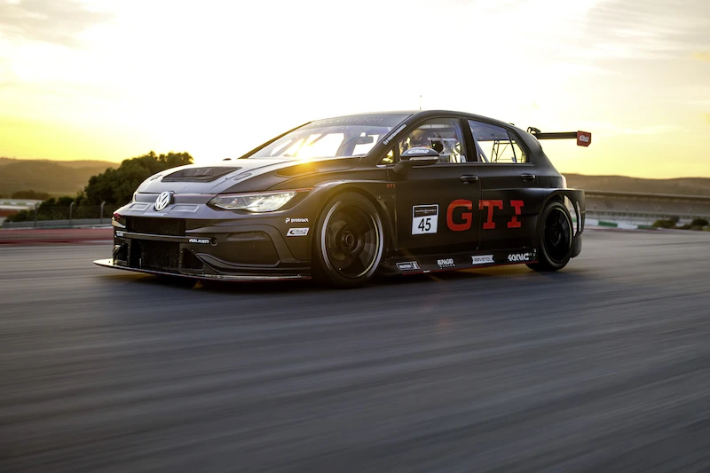 Festiwal Volkswagena Golfa GTI podczas weekendu wyścigowego 24h ADAC na torze Nürburgring - 8.