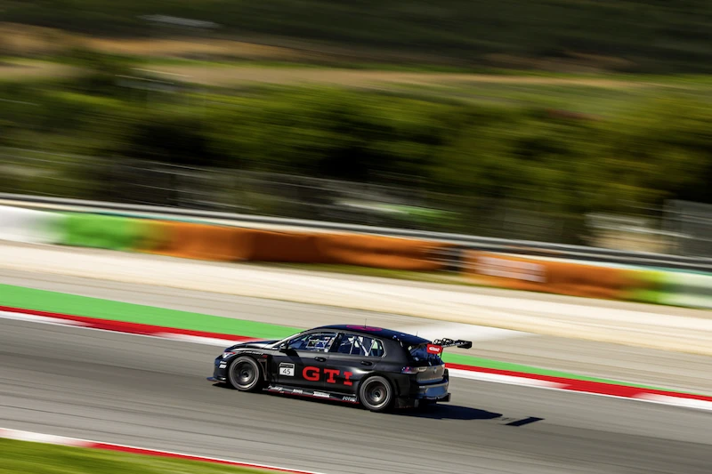 Festiwal Volkswagena Golfa GTI podczas weekendu wyścigowego 24h ADAC na torze Nürburgring - 2.