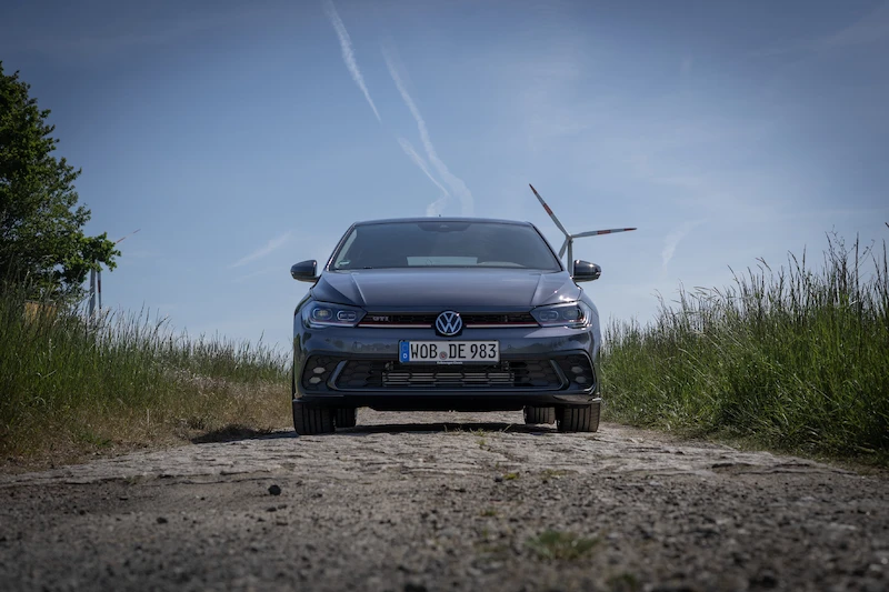 50 lat Polo: szósta generacja bestsellera z Wolfsburga jest przestronna niczym auto kompaktowe - 2.