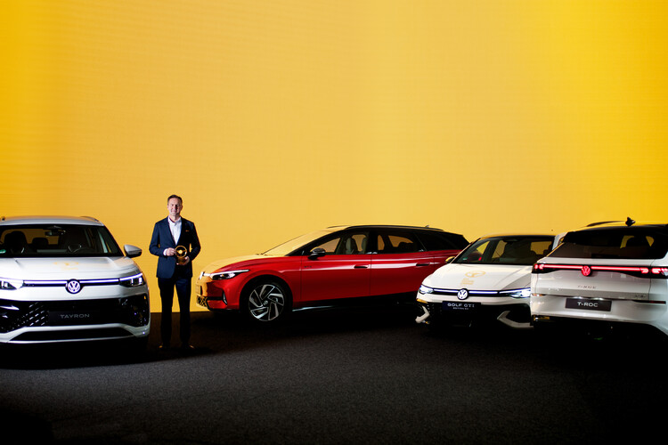 Historyczny sukces: Volkswagen pierwszym producentem, który otrzymał nagrodę „Złotej Kierownicy” za cztery modele