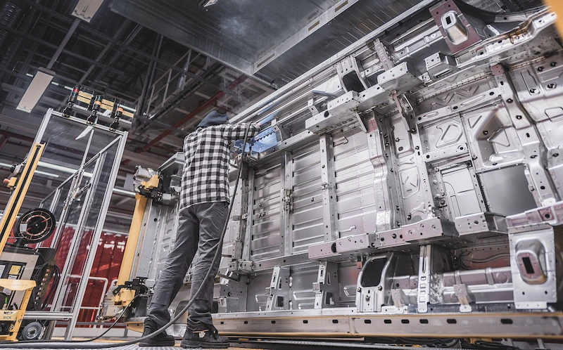 We Wrześni ruszyła seryjna produkcja elektrycznego Volkswagena e-Craftera - 2.