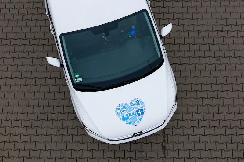 Volkswagen Poznań pomaga poznańskiemu szpitalowi w walce z Covid-19 - 2.