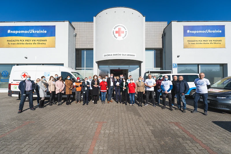 Polski Czerwony Krzyż otrzyma strategiczne wsparcie od grupy Volkswagen w Polsce. Spółki koncernu łączą siły. - 2.