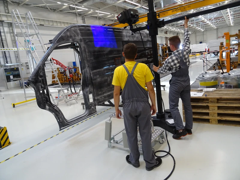 Volkswagen Poznań obchodzi trzydziestolecie działalności - 17.