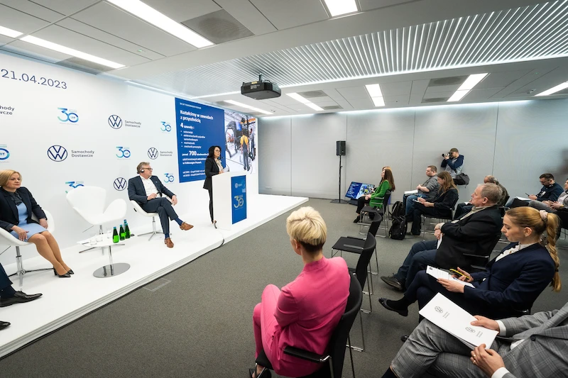 Volkswagen Poznań obchodzi trzydziestolecie działalności - 5.