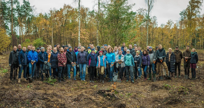 30 tysięcy drzew na 30-lecie Volkswagen Poznań - 1.