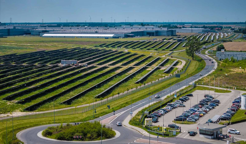Farma fotowoltaiczna na terenie zakładu Volkswagen Poznań we Wrześni rusza z pełną mocą - 10.