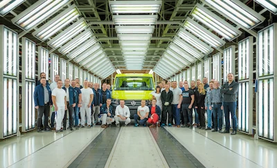 Szpital w Poznaniu z nową karetką od Volkswagen Poznań - galeria