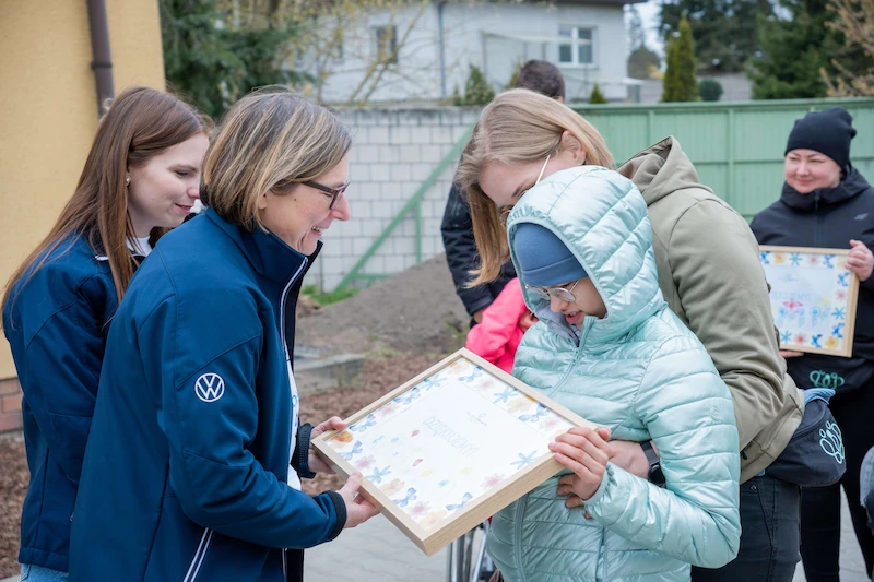 „Niebieskie granty” łączą pokolenia i zmieniają otoczenie - 14.