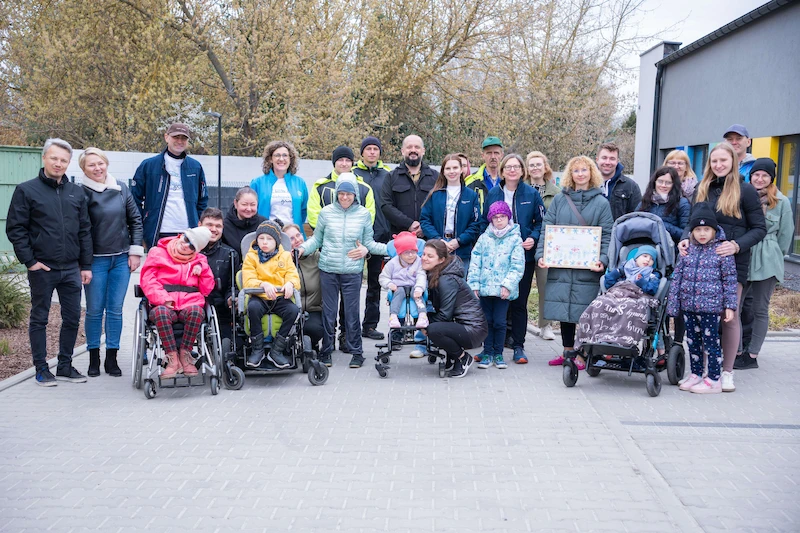 „Niebieskie granty” łączą pokolenia i zmieniają otoczenie - 11.