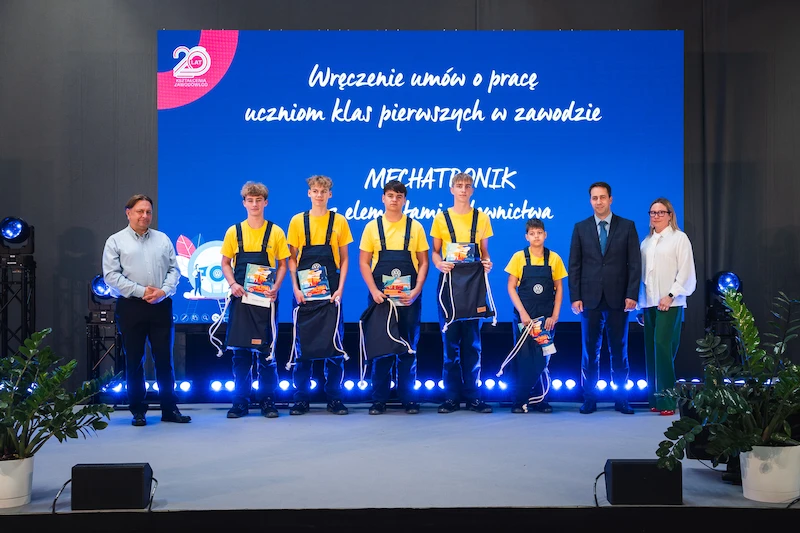 Uczniowie rozpoczęli naukę w klasach patronackich Volkswagen Poznań - 8.