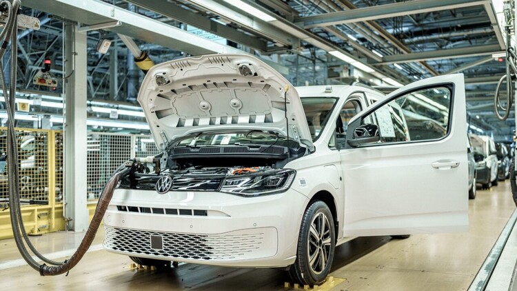 Czteromilionowy samochód z zakładu Volkswagena w Poznaniu