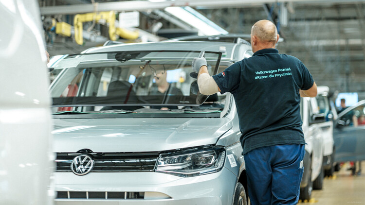 Podwójna pensja dla pracowników Volkswagen Poznań