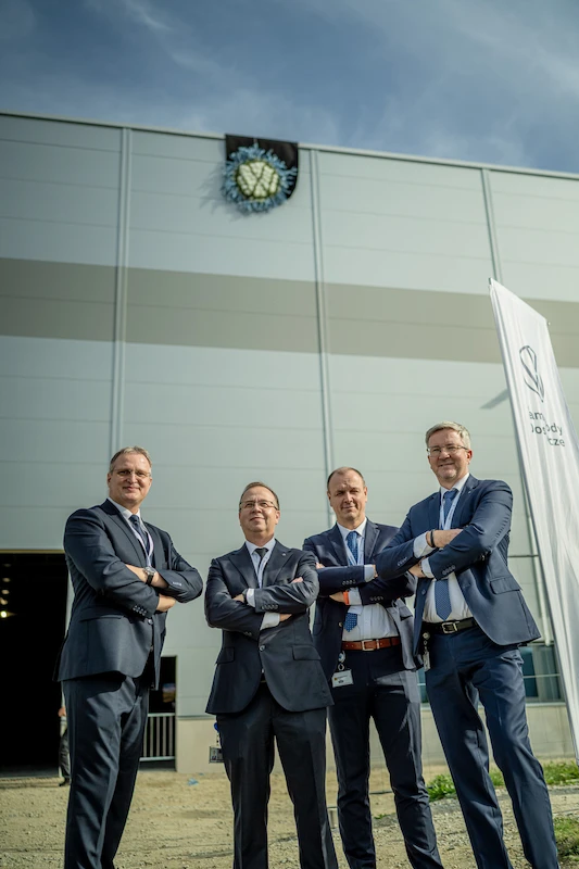 Wiecha na budowie nowych hal Volkswagen Poznań. We Wrześni powstaje zaplecze dla elektrycznego Craftera - 9.