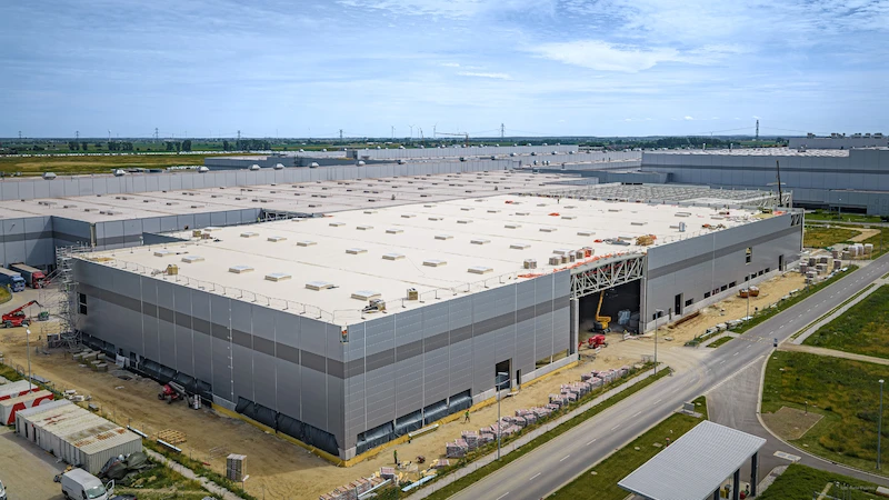 Wiecha na budowie nowych hal Volkswagen Poznań. We Wrześni powstaje zaplecze dla elektrycznego Craftera - 23.