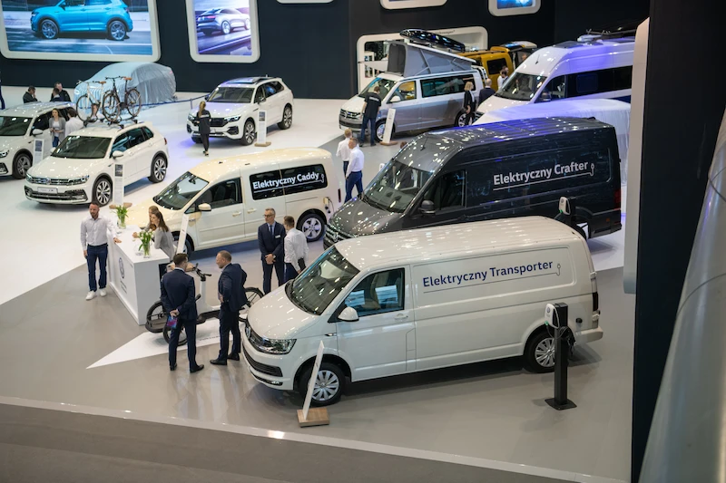 Samochody idealne do pracy i realizacji pasji. Konferencja prasowa marki Volkswagen Samochody Użytkowe podczas targów  Motor Show 2019. - 2.