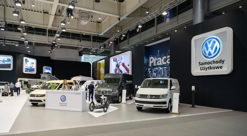 Caddy Beach, California Beach, Grand California i Amarok z namiotem dachowym – modele marki Volkswagen Samochody Użytkowe idealne do realizacji pasji - 9.