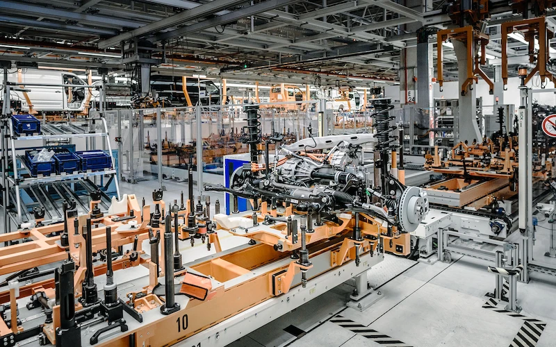 We Wrześni ruszyła seryjna produkcja elektrycznego Volkswagena e-Craftera - 7.