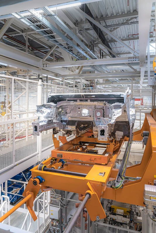 Rozbudowa przygotowującego się do produkcji modelu Caddy 5 zakładu Volkswagen Poznań na finiszu - 13.