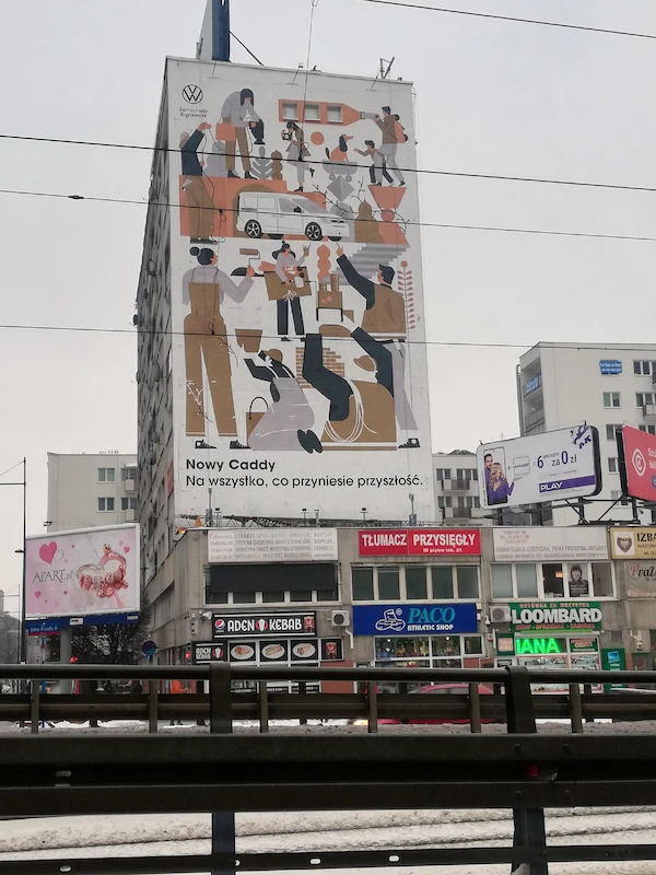 Volkswagen Caddy 5 - niecodzienny mural w centrum Warszawy - 13.