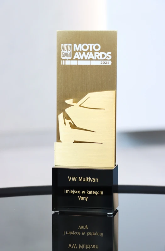 Nowy Multivan nagrodzony w plebiscycie Moto Awards 2021 - 1.