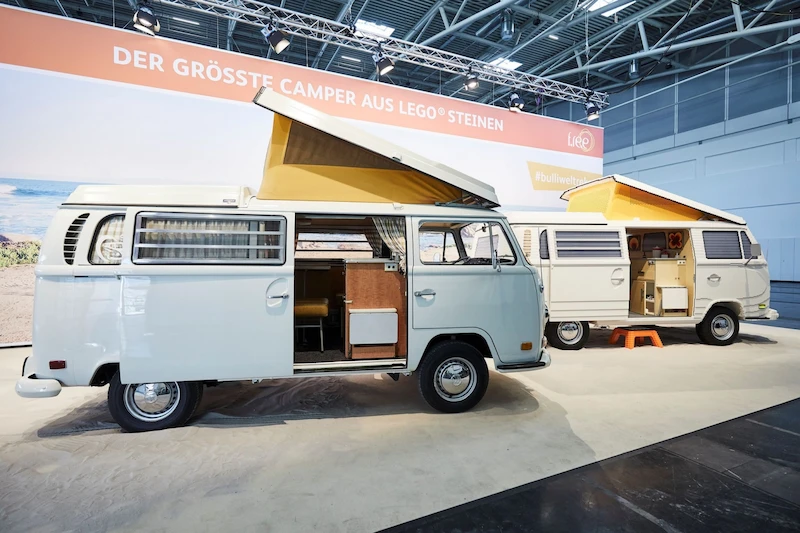 Volkswagen Bulli dla dzieci i kolekcjonerów - wersja Playmobil i z klocków LEGO - 2.