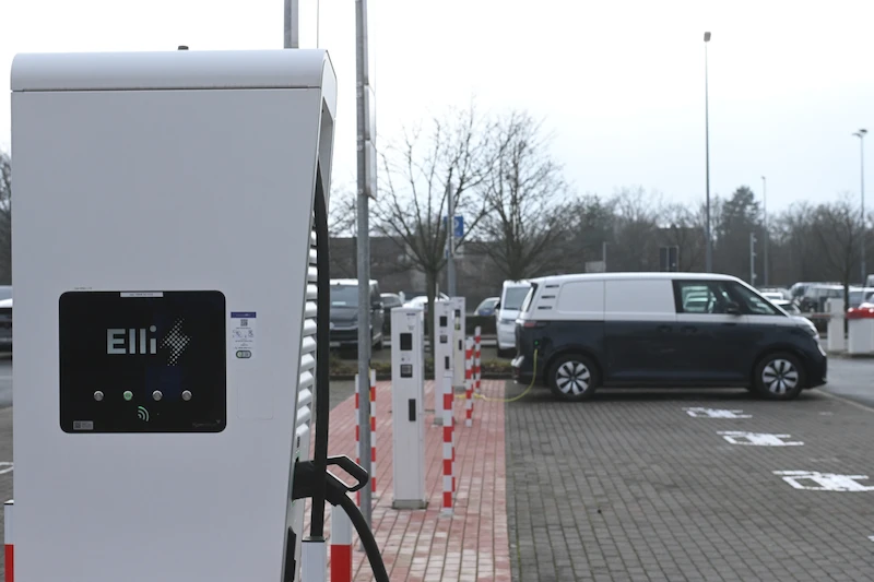 Park ładowania dla 450 pojazdów elektrycznych - 2.