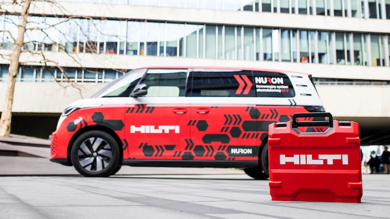Volkswagen ID. Buzz we flocie Hilti Poland - wizytówka firmy i dowód zrównoważonego rozwoju - 6.