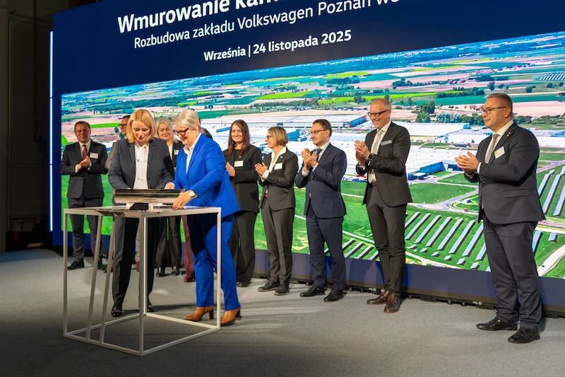 Fabryka Volkswagen Poznań we Wrześni: Wmurowano kamień węgielny pod nowe hale do produkcji elektrycznego Craftera - 5.