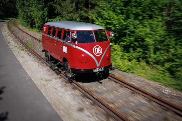 Legendy chłodzone powietrzem. Hessisch Oldendorf światowym miejscem spotkań miłośników klasycznych Volkswagenów