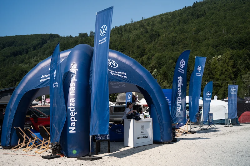 Amarok w sercu downhillowej rywalizacji. Volkswagen Samochody Dostawcze wspiera iXS European Downhill Cup 2026 w Szczyrku - 5.
