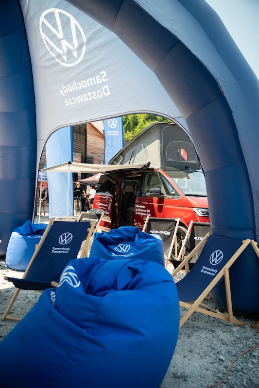 Amarok w sercu downhillowej rywalizacji. Volkswagen Samochody Dostawcze wspiera iXS European Downhill Cup 2026 w Szczyrku - 13.