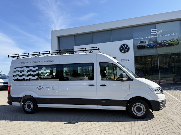 Kurs na niezawodność. Volkswagen Multivan dołącza do floty Polskiego Związku Żeglarskiego
