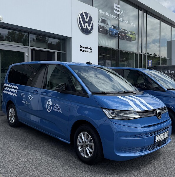 Kurs na niezawodność. Volkswagen Multivan dołącza do floty Polskiego Związku Żeglarskiego