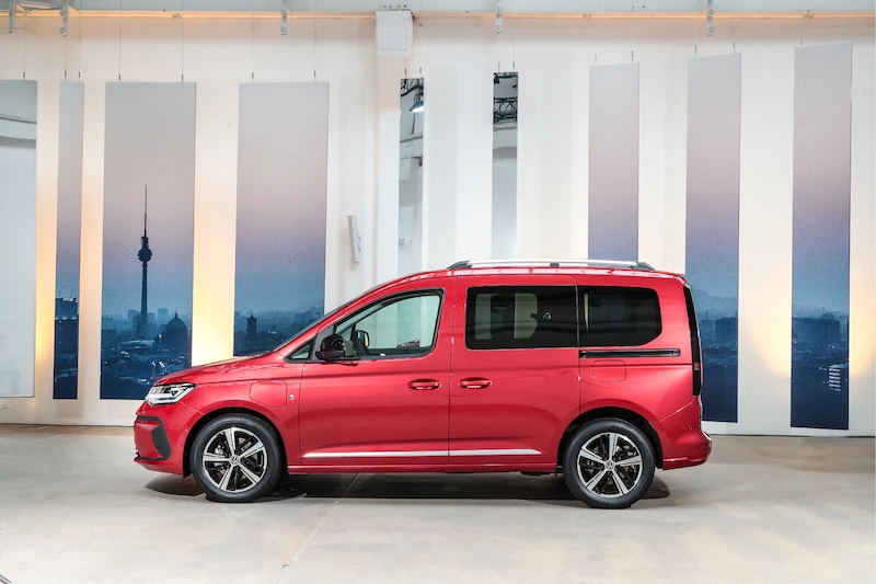 Z polskiej fabryki w świat: rusza produkcja Nowego Caddy w Poznaniu - 18.