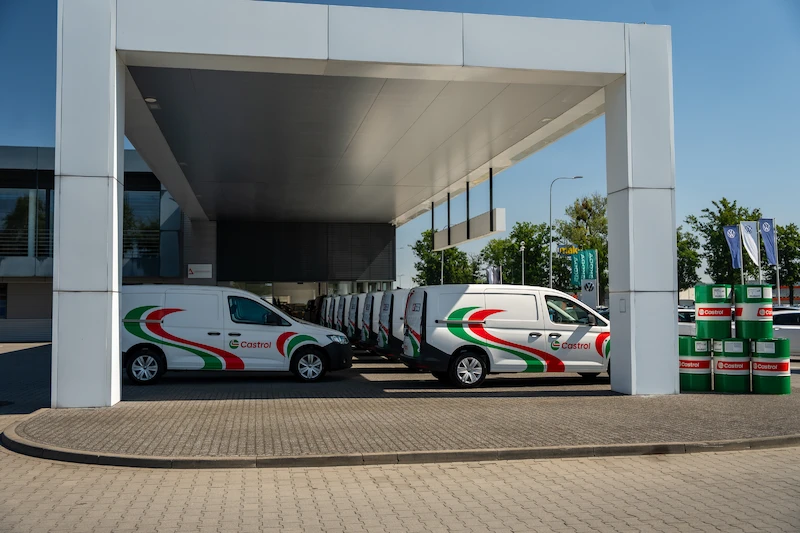 Ponad 40 Volkswagenów Caddy dla Dystrybutorów marki Castrol - 3.