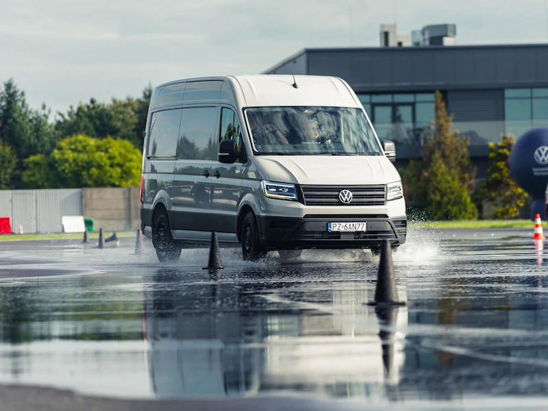 Caddy, Transporter i Crafter na torze. „Dostawczaki” w podbramkowych sytuacjach - 6.