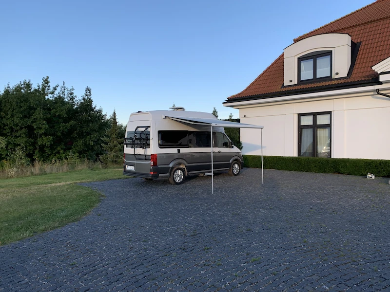 Volkswagen Grand California atrakcją dla gości luksusowego hotelu - 7.