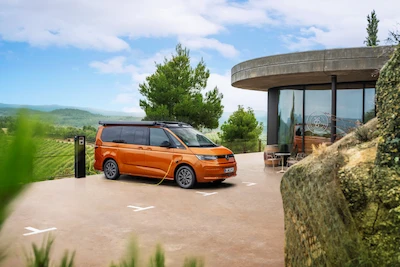 Volkswagen Samochody Dostawcze świętuje 20 lat Californii Beach